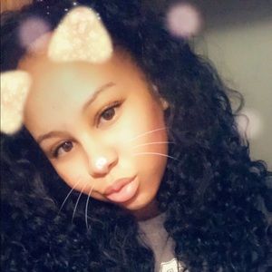 Meet your Posher, Nikki